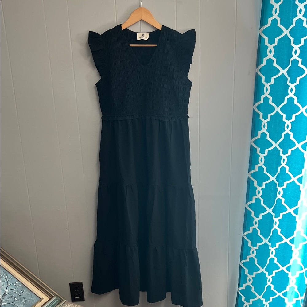 NWOT Betsey’s Boutique Shop V Neck Dress Large Black